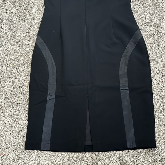 Lafayette 148 black knee length black sheath dress size 10 - Picture 10 of 11